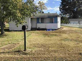 1304 N State St, Newport, AR 72112