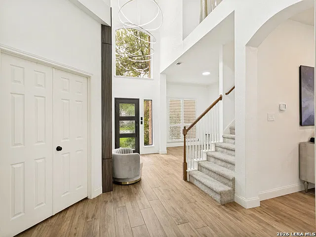 5 bed, 3.0 bath, 3156 sqft, $3,800 — Photo 3