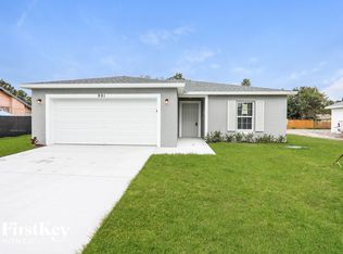 991 SW Cairo Ave, Pt Saint Lucie, FL 34953