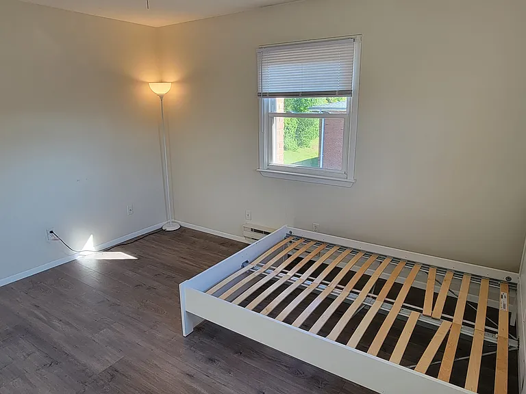 45 Donna Dr #C8 — Photo 10