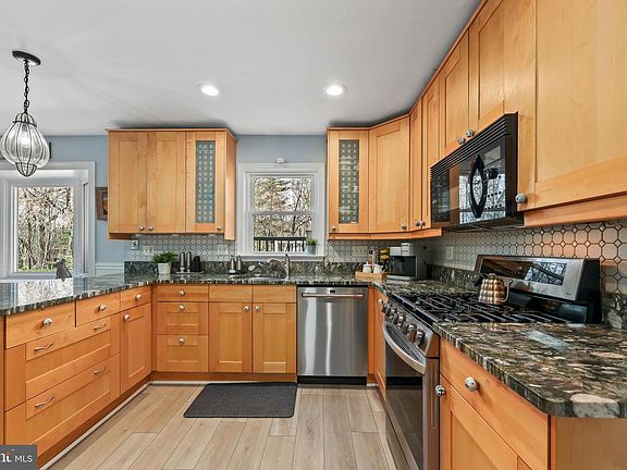 4th image of 5024 Pheasant Ridge Rd