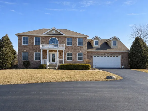 22927 Cottage Grove Ave, Steger, IL 60475