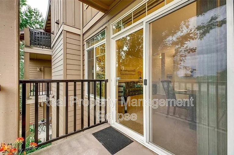 18930 Bothell Everett Hwy #G204 — Photo 9