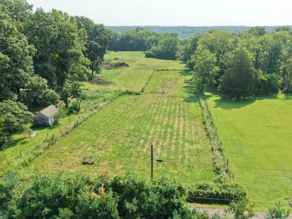 1000 N Nixon Camp Rd, Oregonia, OH 45054