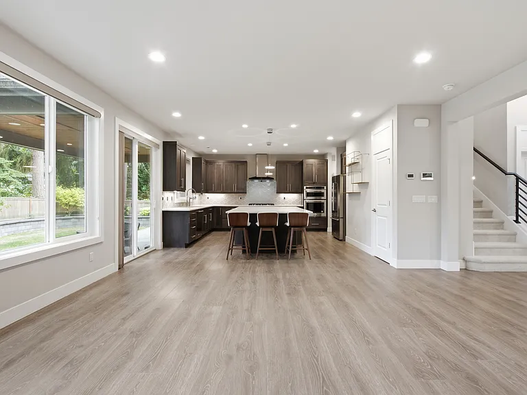 8629 NE 134th Pl — Photo 11