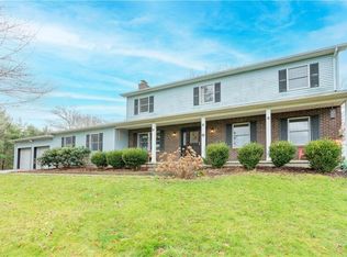 202 Overlook Rd, Poughkeepsie, NY 12603