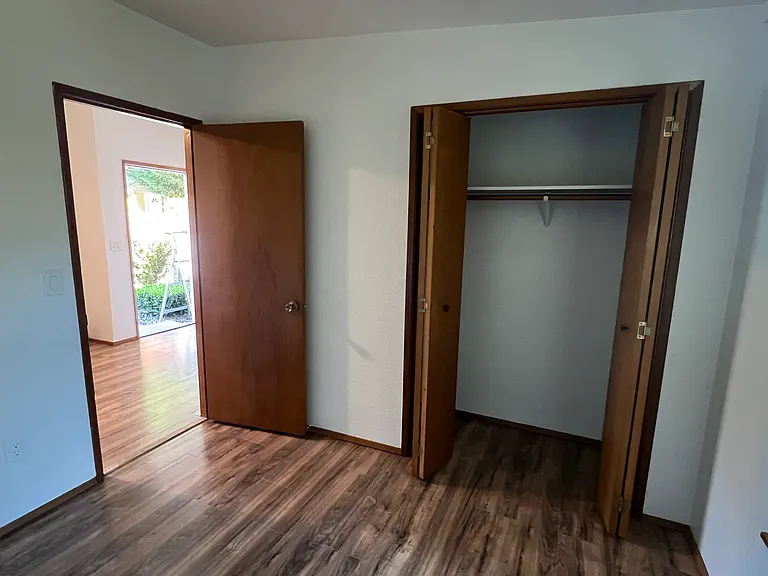341 Division St NW #106 — Photo 5
