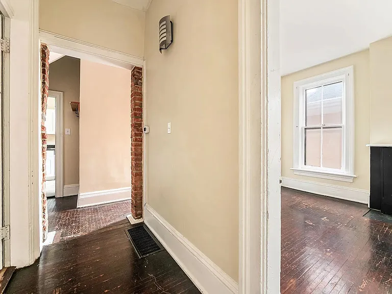 41 King Ave #D — Photo 5