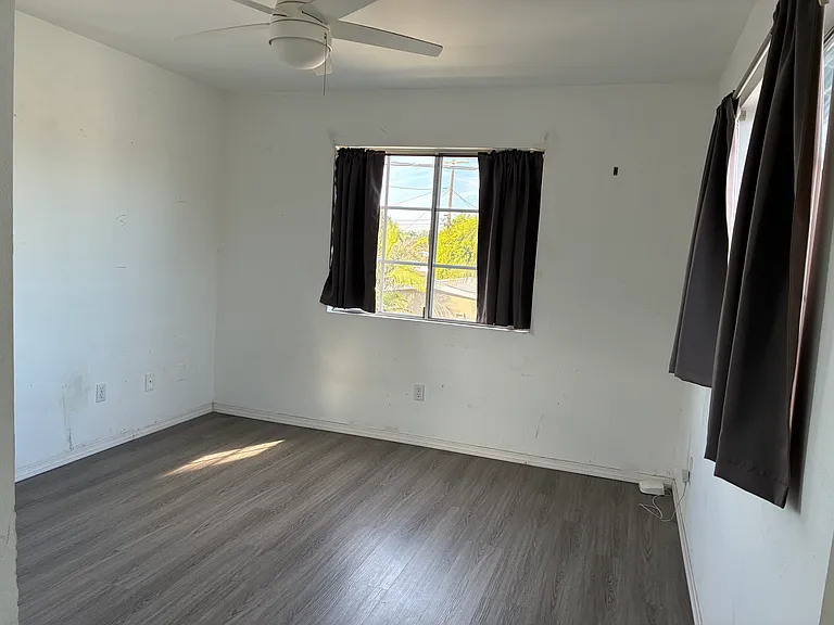 2401 Heather Ave — Photo 7