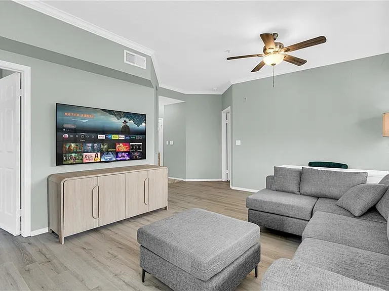 2632 Robert Trent Jones Dr #136 — Photo 8