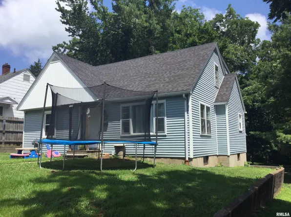 208 W Lewis St, Anna, IL 62906