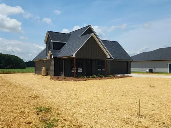 32531 Buchanan Ln, Albemarle, NC 28001
