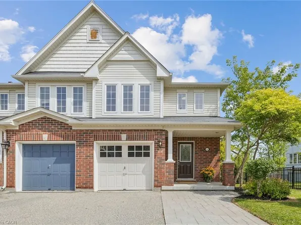 111 Bloomington Dr, Cambridge, ON N1P 1J6