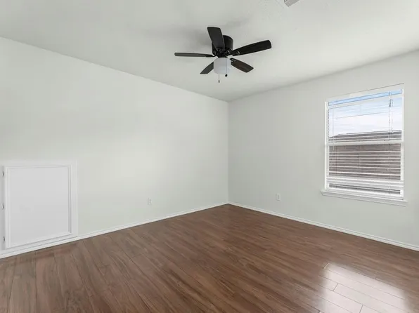 12251 Noco Dr #1, Tomball, TX 77375