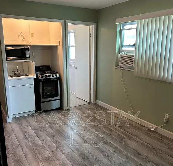 4917 Vincennes St #1 — Photo 2