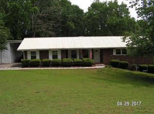 5065 Whispering Pines Dr, Gainesville, GA 30504