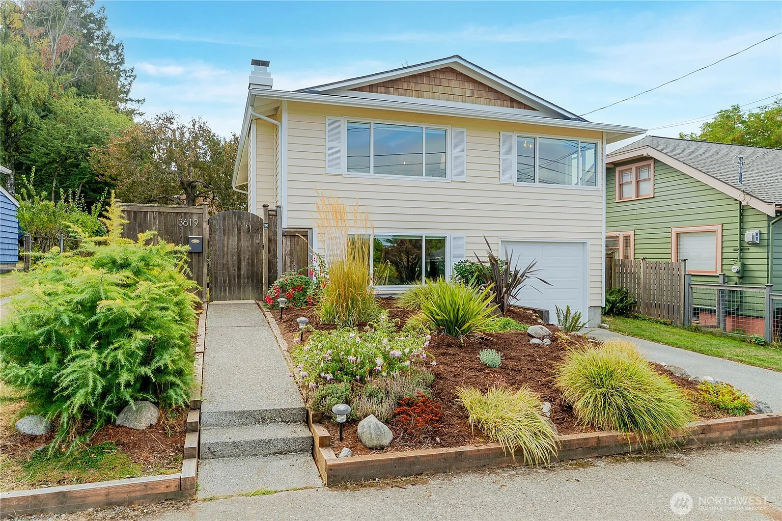 3619 SW Myrtle Street photo 1