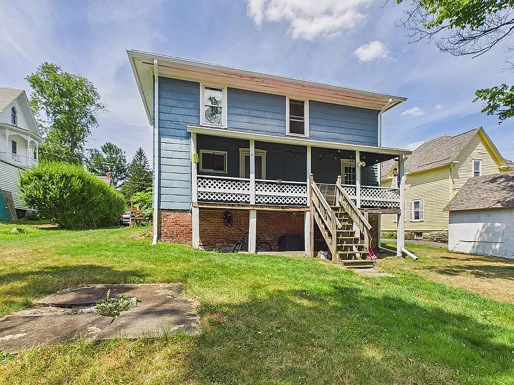 2 bed, $1,000 — Photo 3