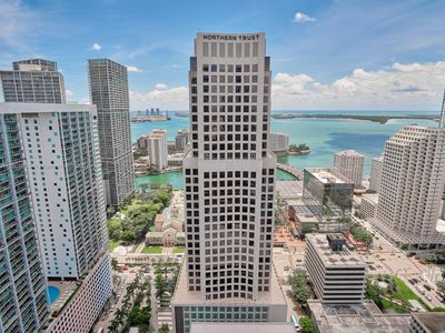 68 SE 6th St APT 3705, Miami, FL, 33131