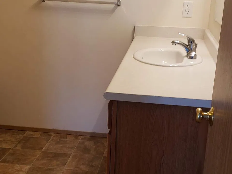 Main bathroom