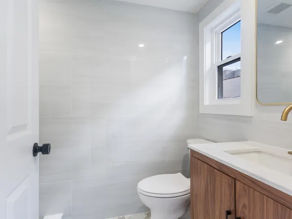 311 61st Street image 15 of 32