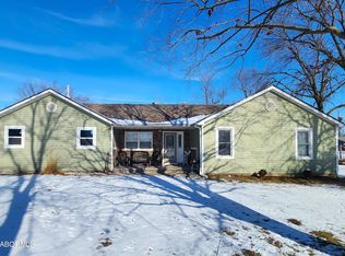 10462 Audrain Rd #379, Mexico, MO 65265