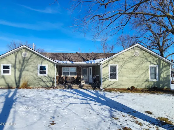 10462 Audrain Rd #379, Mexico, MO 65265