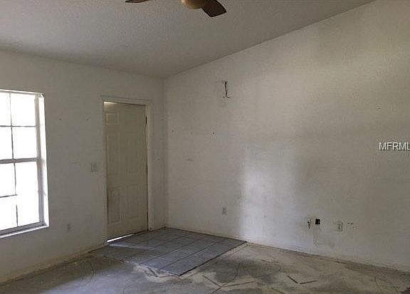 3rd image of 8326 Gancedo Ave