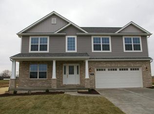 829 Tanzanite Ln, Mascoutah, IL 62258