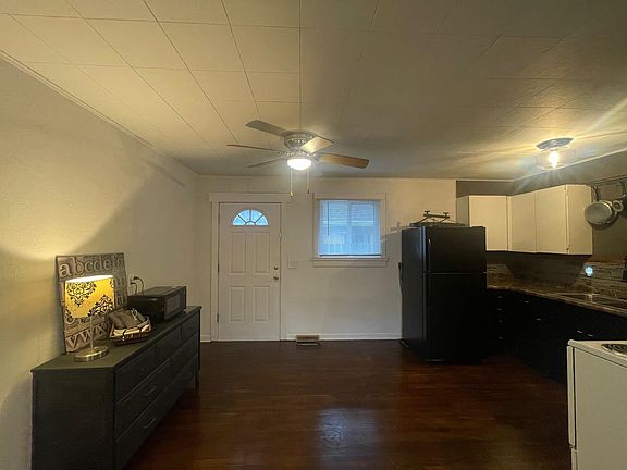 5th image of 626 S Front St #628