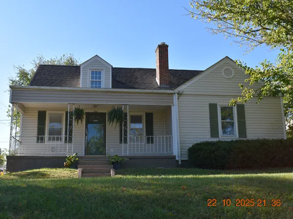 902 Parkview Dr, Festus, MO 63028