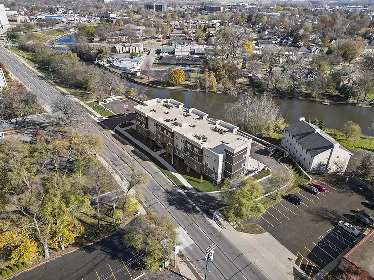 Edison Crossing LP — Photo 11