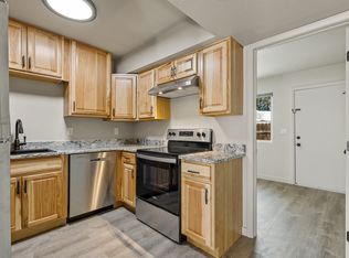 1220 S Lone Tree Rd APT A, Flagstaff, AZ 86001