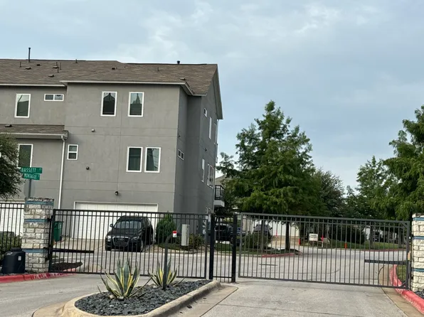 2211 Titania St, Austin, TX 78741