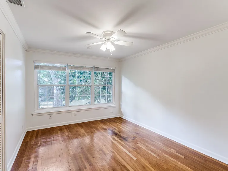100 Seford Dr — Photo 19