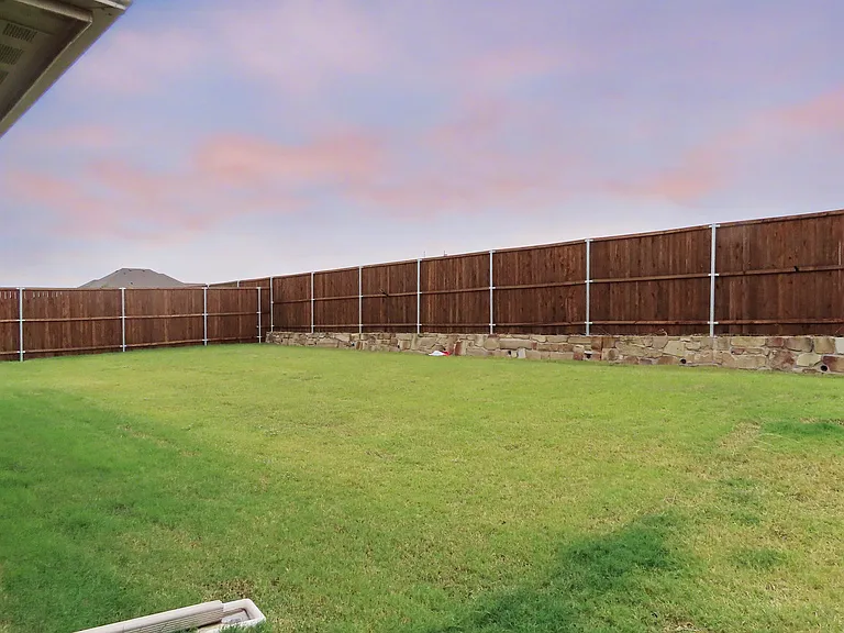 426 Oleander Dr — Photo 22