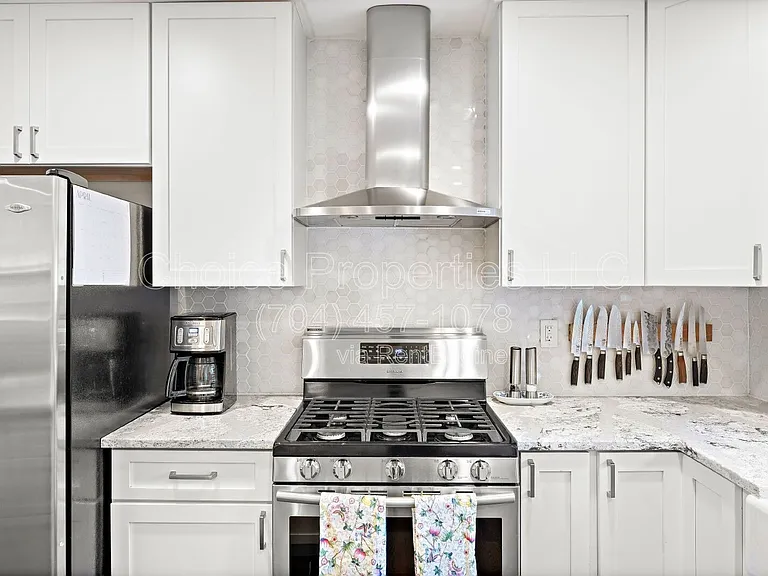 832 Stanfield Dr — Photo 11