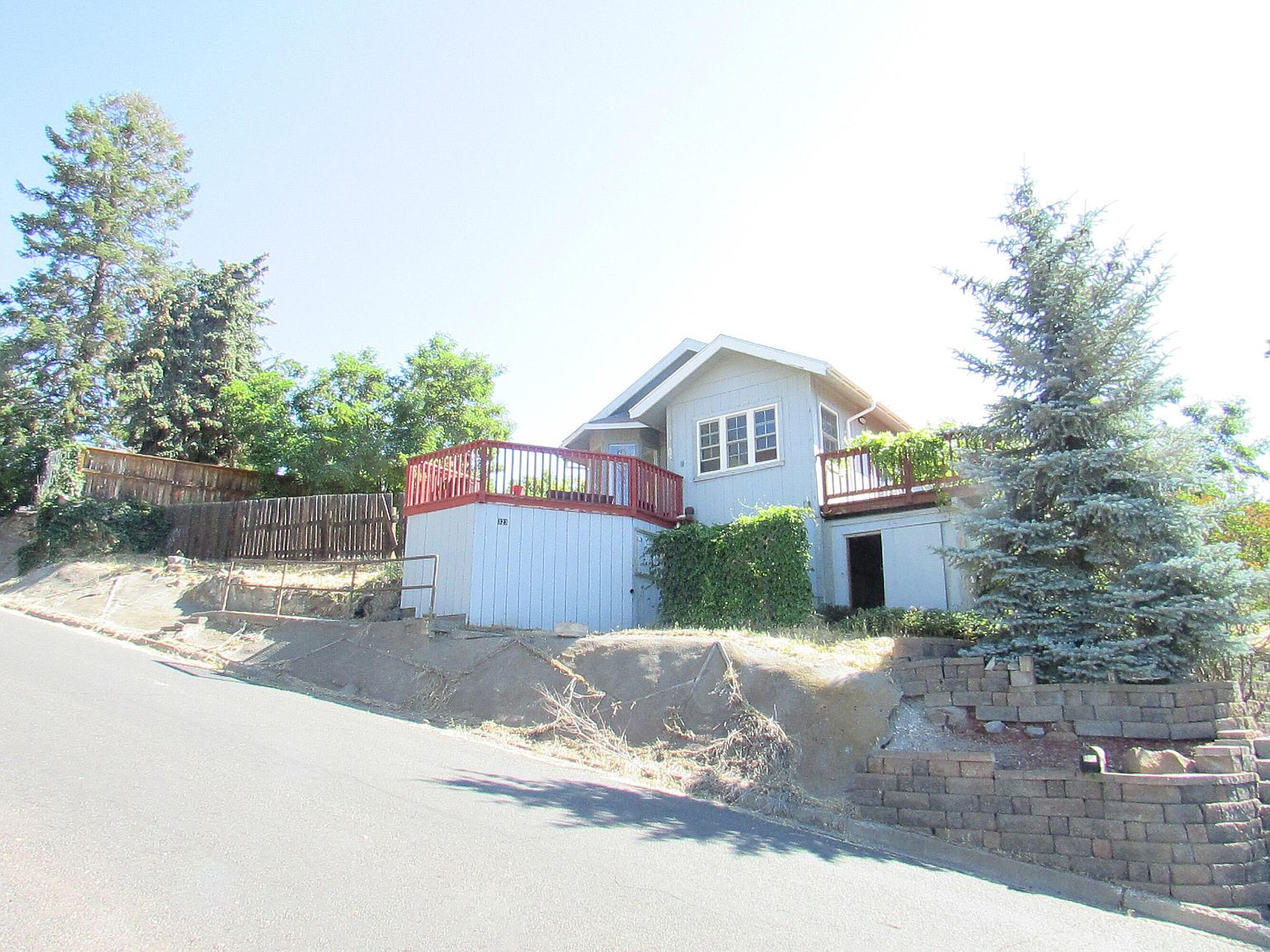 323 N Laguna St, Klamath Falls, OR 97601 MLS 220167230 Zillow