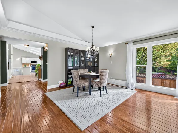 21590 93a Ave, Langley, BC V1M 2H7