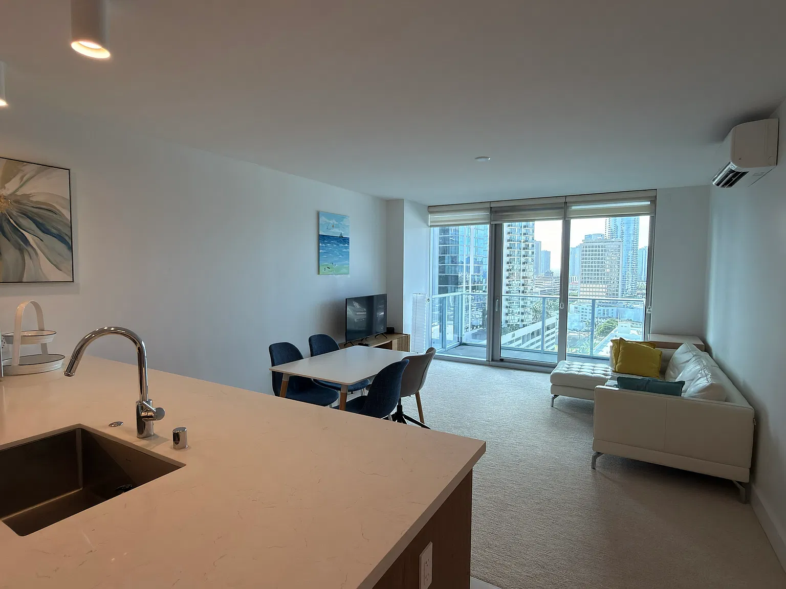 1 bed, 649 sqft, $3,500 — Photo 1