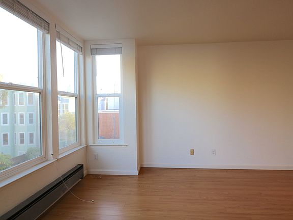 3rd image of 1350 Divisadero St APT 302