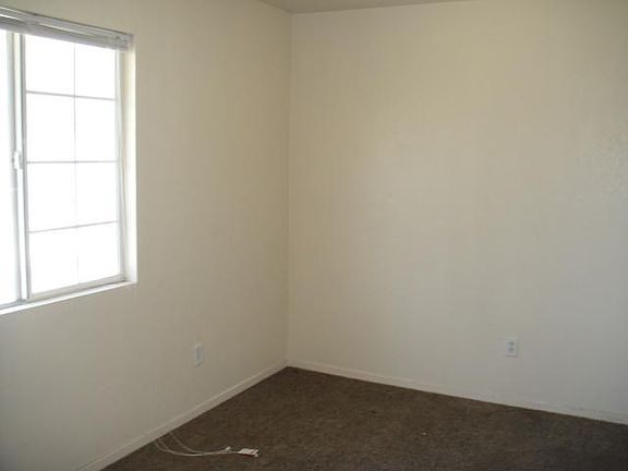 3rd image of 22618 San Jacinto Ave #B