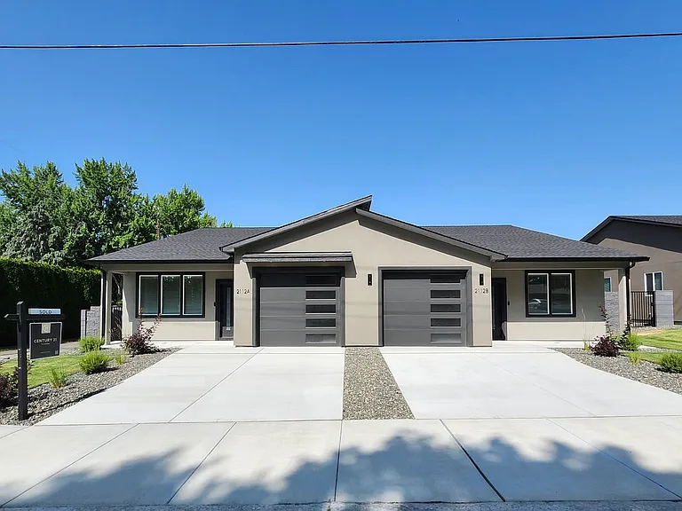 2112 N Road 52 — Photo 3