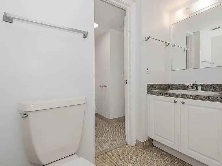 4111 Stirling Rd #308 — Photo 20