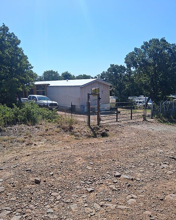 1st image of 419 September St