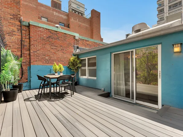 213 East 71st Street PH5 image 2 of 18