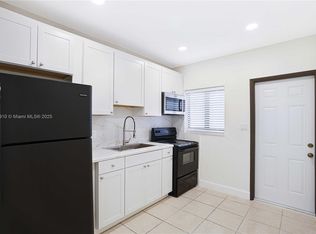 502 NW 7th Ct UNIT 2, Hallandale, FL 33009
