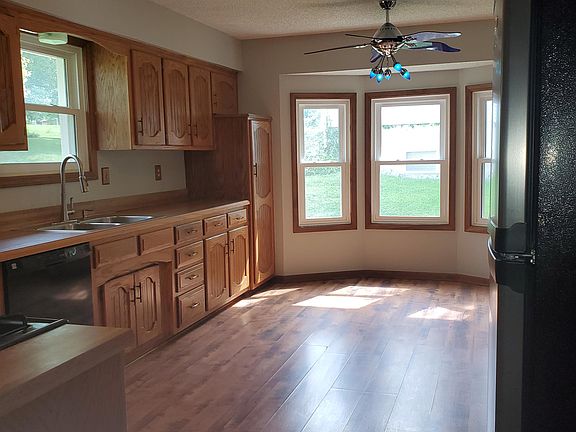 Kitchen with eat-in breakfast nook.
