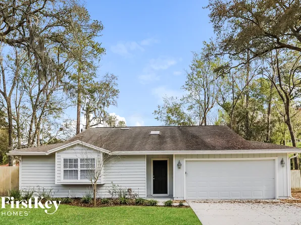 6181 Island Forest Dr, Fleming Island, FL 32003