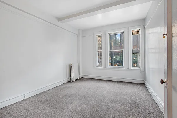 Sold by Compass | media 6